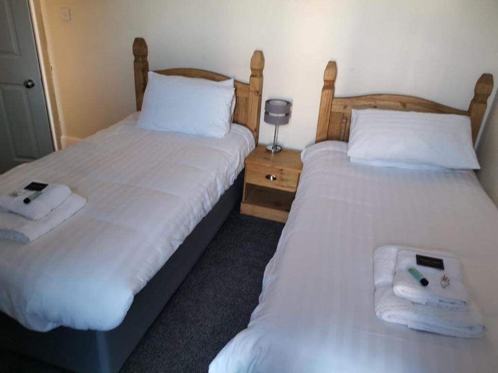 Mair'S Hotel Bridgend  Eksteriør billede